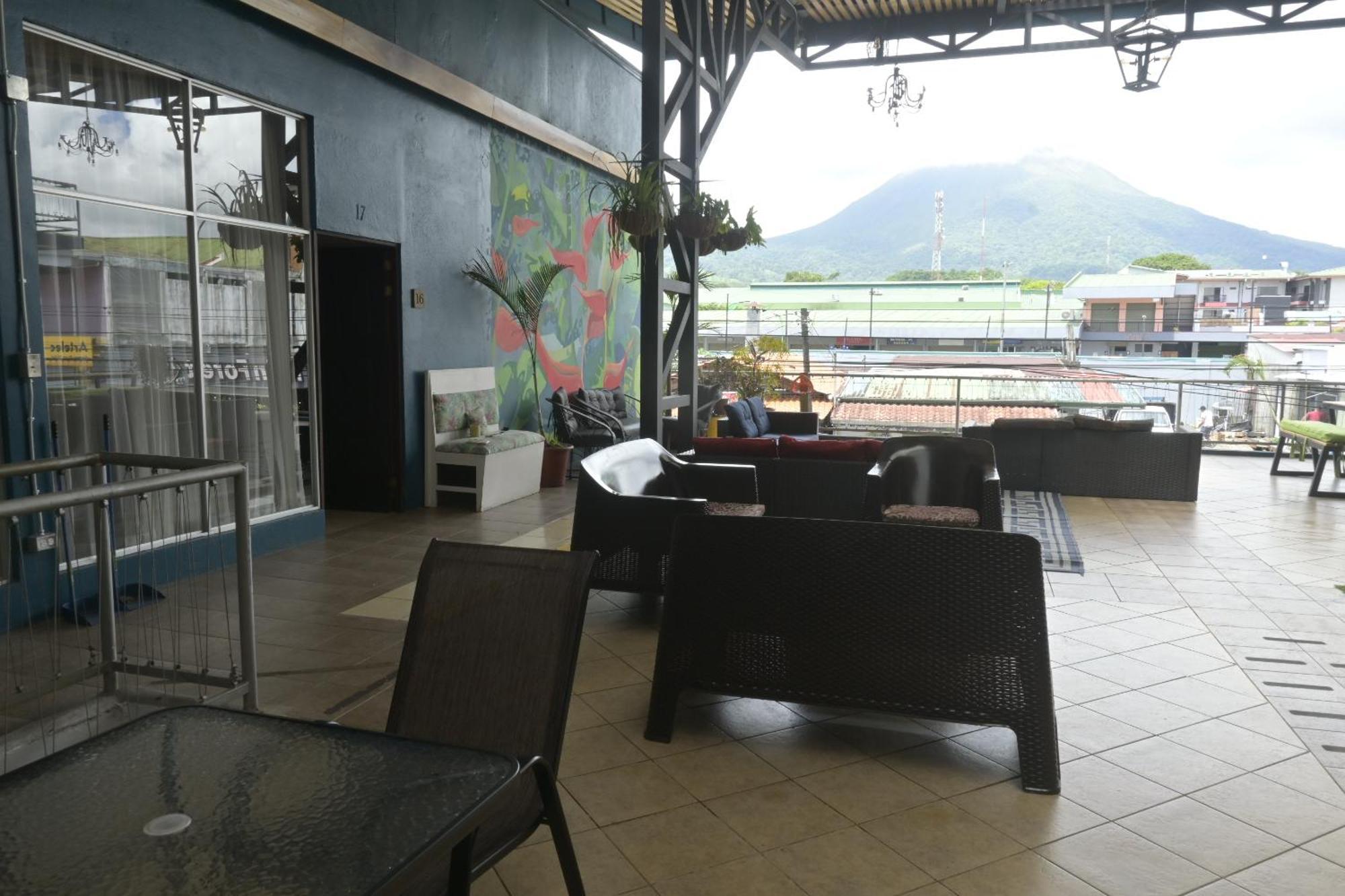 Hotel Las Colinas La Fortuna Esterno foto