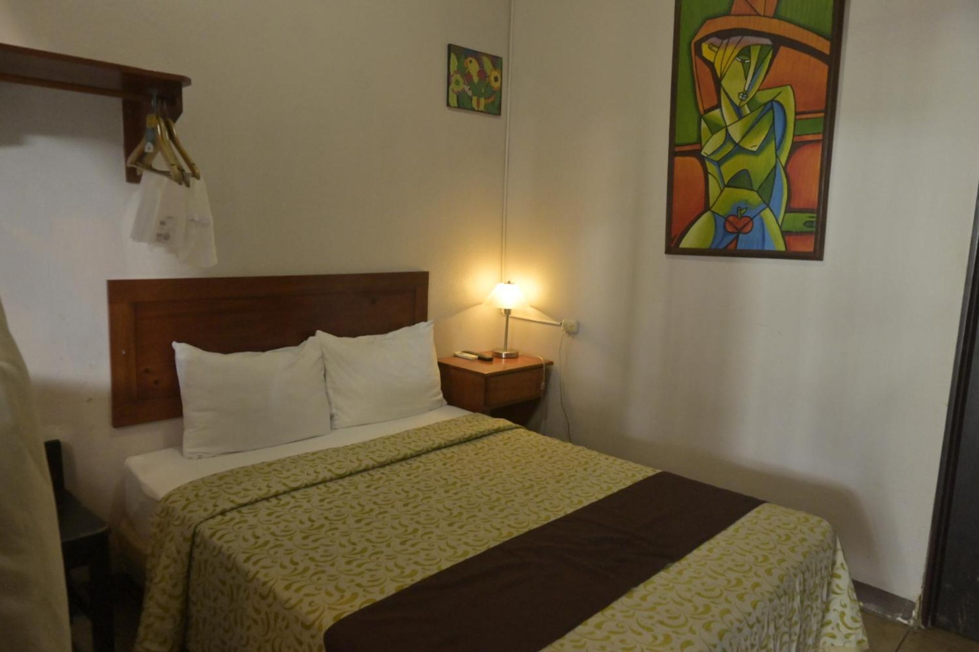 Hotel Las Colinas La Fortuna Esterno foto